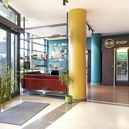 Airport Hotel
