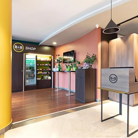 Airport Szálloda 3*